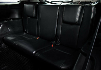 Подержанный автомобиль Toyota Highlander 2017 года (16 фото)