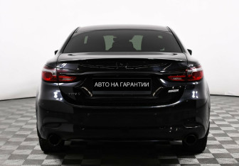 Подержанный автомобиль Mazda 6 Sedan 2019 года (6 фото)