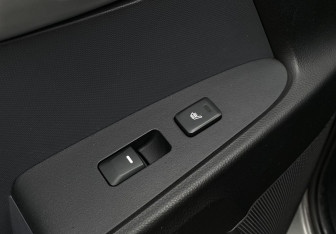 Подержанный автомобиль Kia Sportage 2012 года (14 фото)