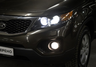 Подержанный автомобиль Kia Sorento 2012 года (23 фото)