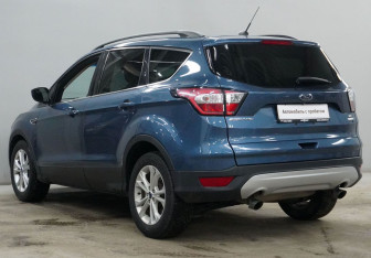 Подержанный автомобиль Ford Escape 2018 года (7 фото)