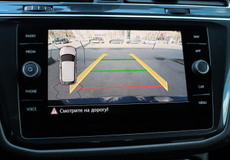 Подержанный автомобиль Volkswagen Tiguan 2019 года (16 фото)