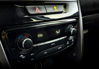 Подержанный автомобиль Suzuki Vitara 2020 года (25 фото)