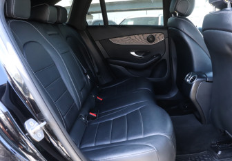 Подержанный автомобиль Mercedes-Benz GLC Coupe 2019 года (10 фото)