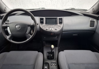 Подержанный автомобиль Nissan Primera Sedan 2005 года (12 фото)