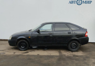 Подержанный автомобиль LADA (ВАЗ) Priora Hatchback 2010 года (8 фото)
