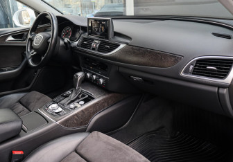 Подержанный автомобиль Audi A6 Sedan 2016 года (7 фото)