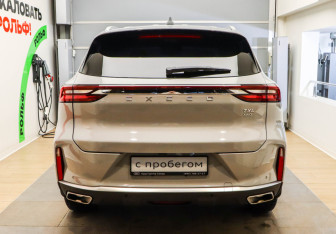 Подержанный автомобиль Exeed TXL 2022 года (5 фото)