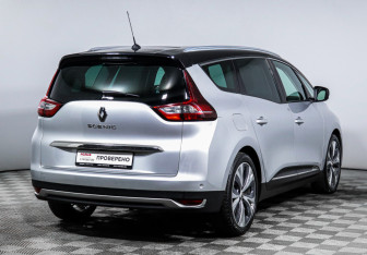 Подержанный автомобиль Renault Scenic 2018 года (5 фото)