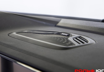 Подержанный автомобиль Geely Monjaro 2023 года (17 фото)