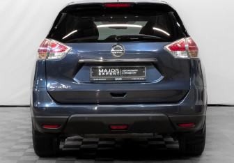 Подержанный автомобиль Nissan X-Trail 2018 года (6 фото)
