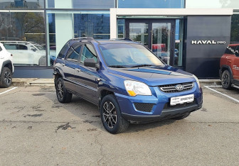 Подержанный автомобиль Kia Sportage 2009 года (3 фото)