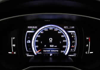 Подержанный автомобиль Geely Atlas 2019 года (9 фото)