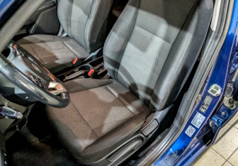 Подержанный автомобиль Kia Rio Hatchback 2021 года (18 фото)