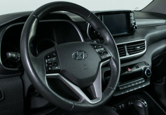 Подержанный автомобиль Hyundai Tucson 2020 года (7 фото)