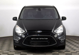 Подержанный автомобиль Ford S-MAX 2014 года (2 фото)