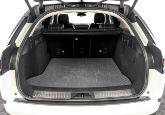 Подержанный автомобиль Land Rover Range Rover Velar 2020 года (10 фото)