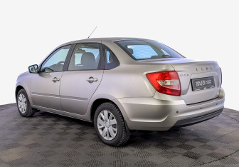 Подержанный автомобиль LADA (ВАЗ) Granta Sedan 2022 года (7 фото)