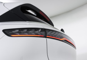 Подержанный автомобиль Voyah Free 2022 года (24 фото)