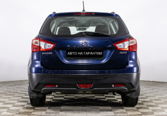 Подержанный автомобиль Suzuki SX4 Hatchback 2019 года (4 фото)