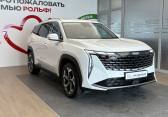 Подержанный автомобиль Geely Atlas 2024 года (3 фото)