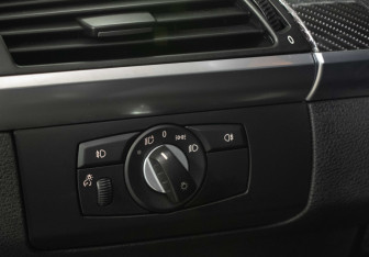Подержанный автомобиль BMW X6 2010 года (22 фото)