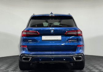 Подержанный автомобиль BMW X5 2018 года (4 фото)