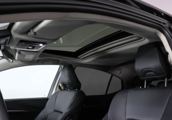 Подержанный автомобиль Toyota Camry Sedan 2024 года (15 фото)