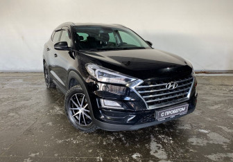 Подержанный автомобиль Hyundai Tucson 2020 года (3 фото)