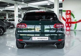 Подержанный автомобиль Porsche Macan 2018 года (4 фото)