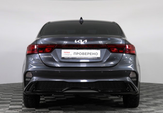Подержанный автомобиль Kia Cerato Sedan 2021 года (6 фото)