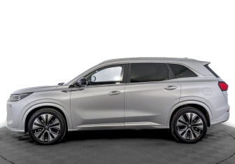 Новый Evolute i-SPACE 2025 (3 фото)