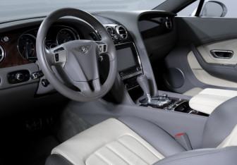 Подержанный автомобиль Bentley Continental GT Coupe 2012 года (14 фото)