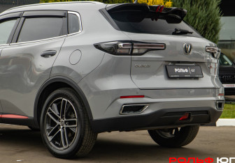 Подержанный автомобиль Changan UNI-T 2023 года (22 фото)