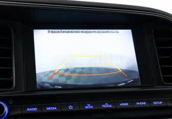 Подержанный автомобиль Hyundai Elantra Sedan 2020 года (9 фото)