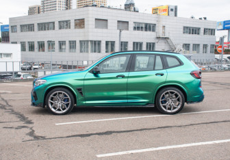 Подержанный автомобиль BMW X3 M 2021 года (14 фото)