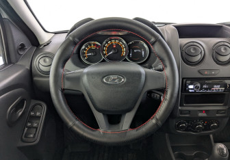 Подержанный автомобиль LADA (ВАЗ) Largus Wagon 2024 года (21 фото)