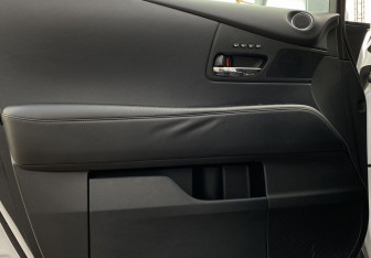 Подержанный автомобиль Lexus RX 2012 года (12 фото)