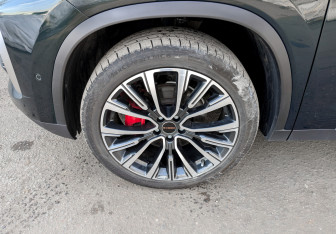 Подержанный автомобиль Exeed TXL 2023 года (18 фото)