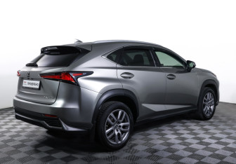 Подержанный автомобиль Lexus NX 2017 года (5 фото)