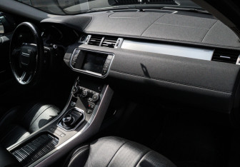 Подержанный автомобиль Land Rover Range Rover Evoque 2017 года (7 фото)