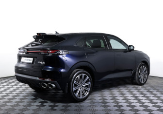 Подержанный автомобиль Changan UNI-K 2023 года (5 фото)