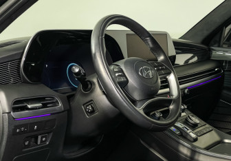 Подержанный автомобиль Hyundai Palisade 2023 года (13 фото)
