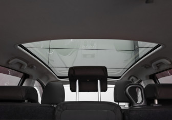 Подержанный автомобиль Nissan Qashqai+2 2011 года (19 фото)