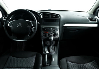 Подержанный автомобиль Citroen C4 Sedan 2020 года (7 фото)