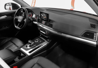 Подержанный автомобиль Audi Q5 2020 года (9 фото)