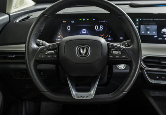 Подержанный автомобиль Changan UNI-T 2024 года (11 фото)