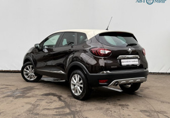 Подержанный автомобиль Renault Kaptur 2019 года (7 фото)