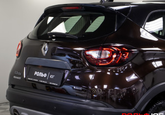 Подержанный автомобиль Renault Kaptur 2016 года (21 фото)