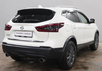 Подержанный автомобиль Nissan Qashqai 2020 года (5 фото)